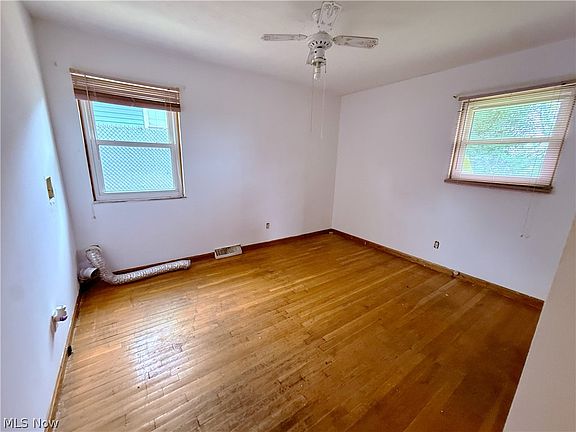 4th image of 386 Fulmer Ave