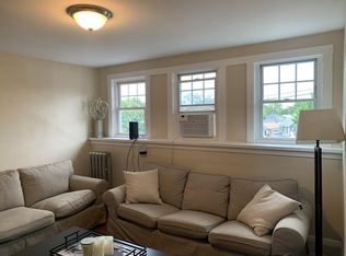 434 Essex St APT 3R, Salem, MA 01970
