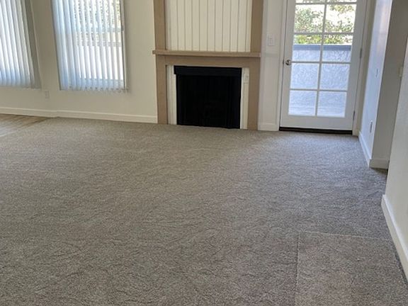2nd image of 221 16th St Unit 3