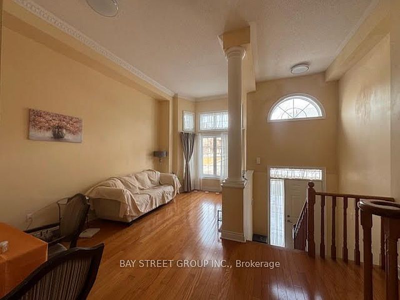 Markham Townhouse for rent - 3 Bedrooms — photo 3