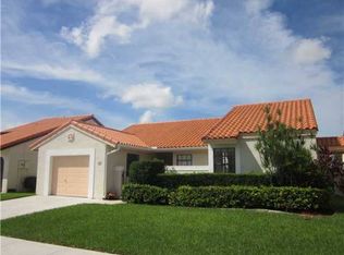 23 Columbia Ct, Deerfield Beach, FL 33442