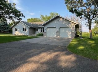 4762 383rd St, Sartell, MN 56377