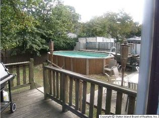 95 Crafton Ave, Staten Island, NY 10314