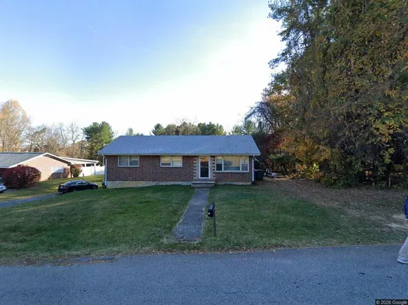 30 S Dudley Dr #1, Christiansburg, VA 24073