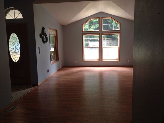 5th image of 1504 Heacock Ln