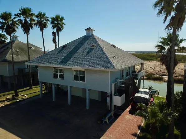 37 W Scallop, Port Isabel, TX 78578