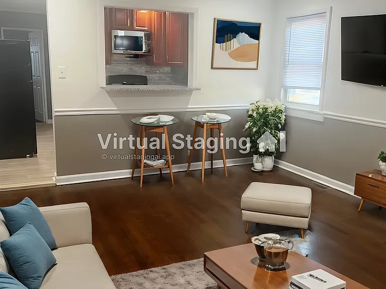 293 N Maple Ave #2L — Photo 2