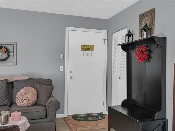 5th image of 1560 Douglas Ave APT F73