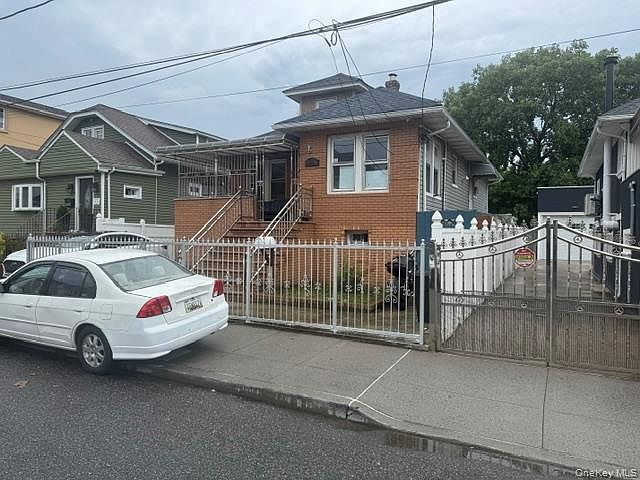 2nd image of 1421 Pinson Street