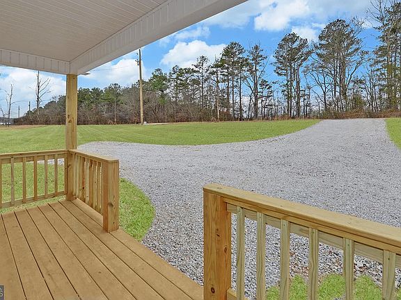 4th image of 2278 Tower Rd