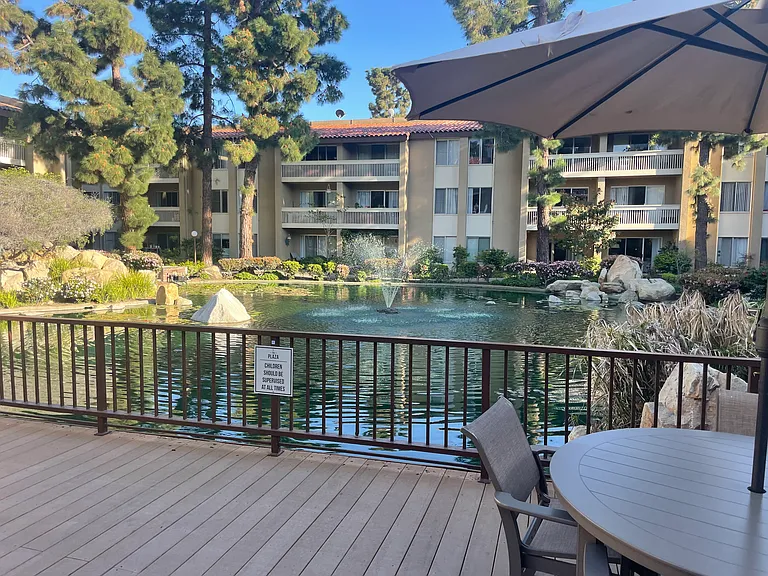 Community Water Feature/Deck