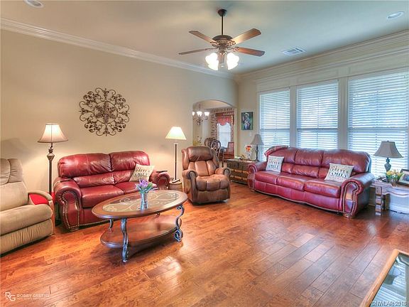 4th image of 3931 Le Brooke Ln