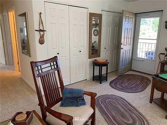 4th image of 281 Cakesosta Avenue SE