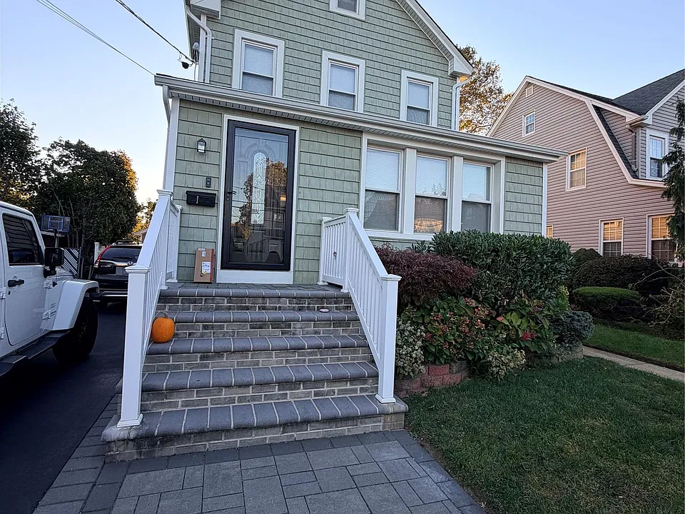 1 Farnum St #1