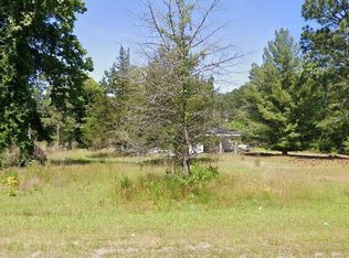 284 Lucas Rd, West End, NC 27376