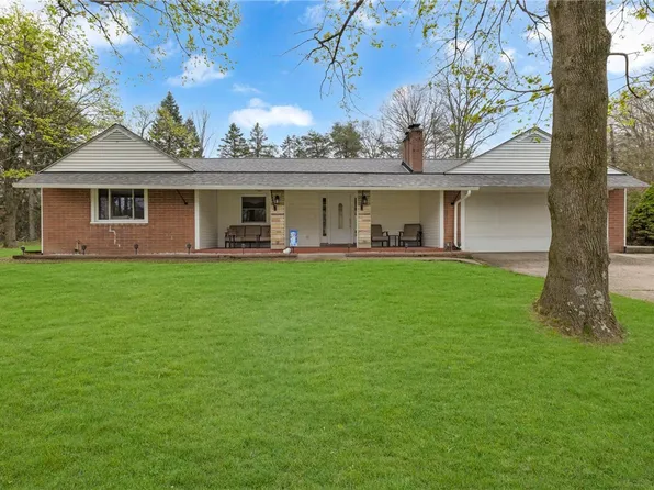 504 Chapel Rd, Aliquippa, PA 15001
