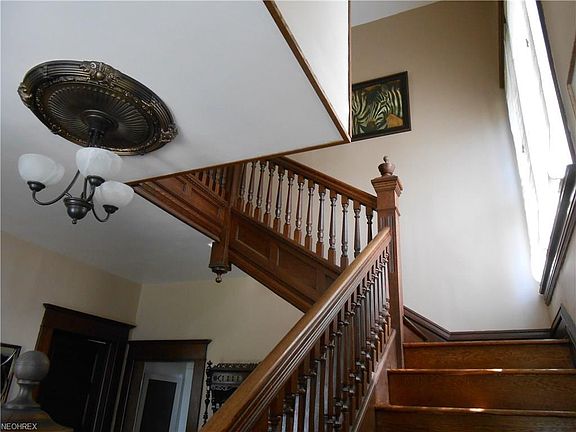 5th image of 1806 Liberty St
