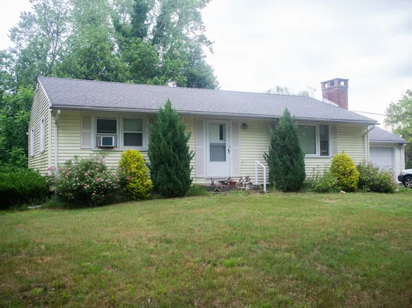 1390 River Boulevard, Suffield, CT 06078