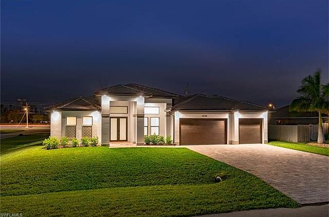 1st image of 2548 SW 15th Pl