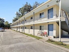 680 Central Ave, New Orleans, LA
