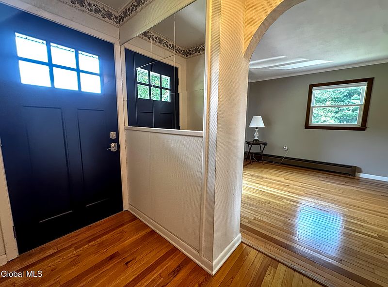 5th image of 120 Burgess Road