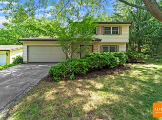 2613 Sara Rd, Madison, WI 53711