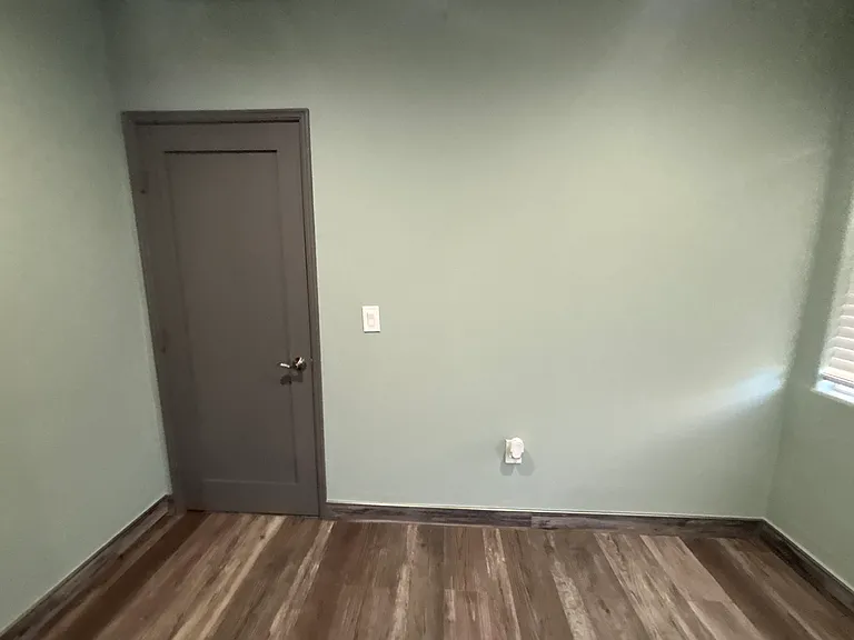 3930 Texas St — Photo 100
