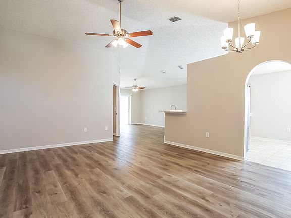 4th image of 1616 Dartmouth Dr