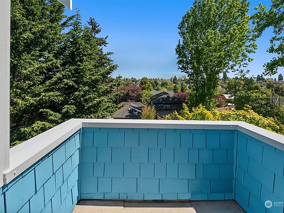 2nd image of 1426 A 25th Avenue