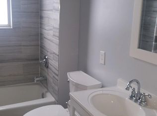 4046 N Wolcott Ave #2, Chicago, IL 60613