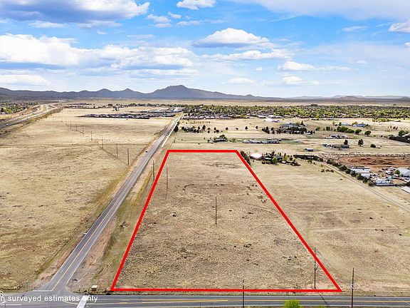 5th image of 7080 N COYOTE SPRINGS Road #-