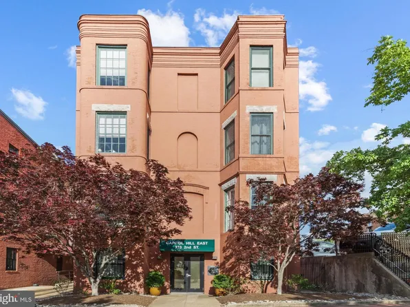 333 2nd St NE APT 303, Washington, DC 20002