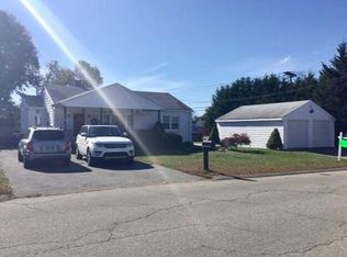 1039 Wilson Rd, Fall River, MA 02720