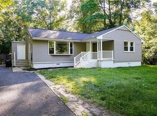 56 Haypress Rd, Cranbury, NJ 08512