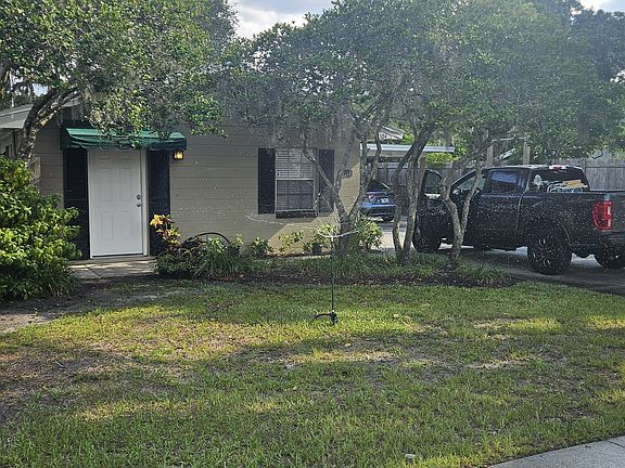 2nd image of 1104 Mount Vernon St