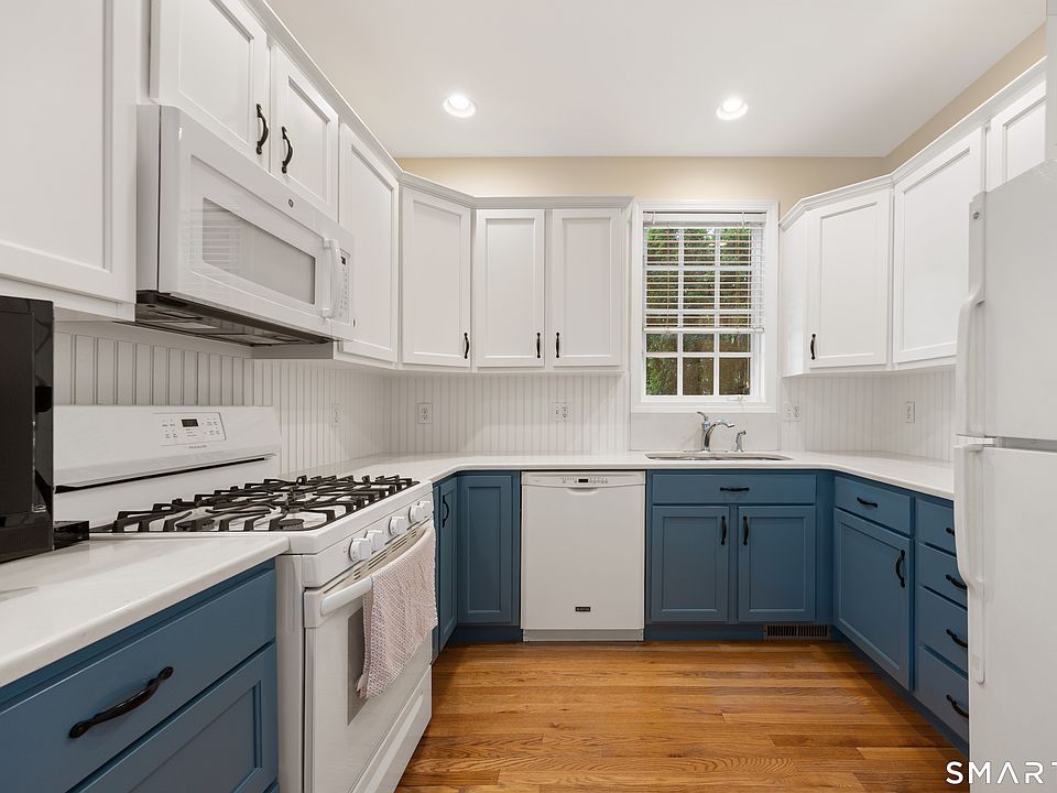 1st image of 33 Old Field Hill Road #18
