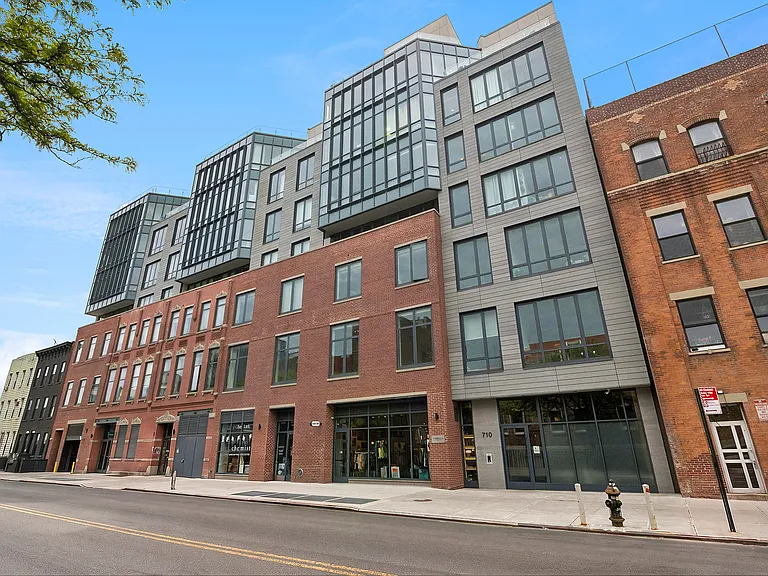 710 Metropolitan Ave #3B — Photo 13