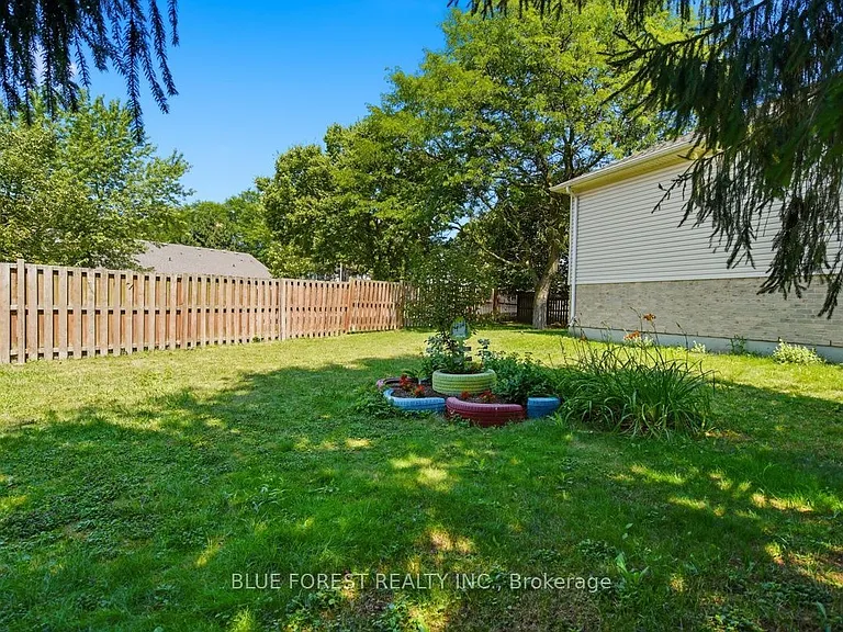 1406 Aspenridge Cres — Photo 43