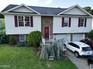 140 Hunters Run Ln LOT 5, Mount Carmel, TN 37645