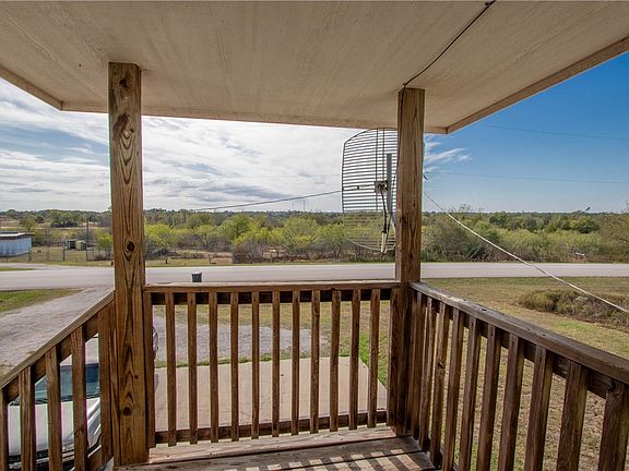 4th image of 317 County Road 300 APT B