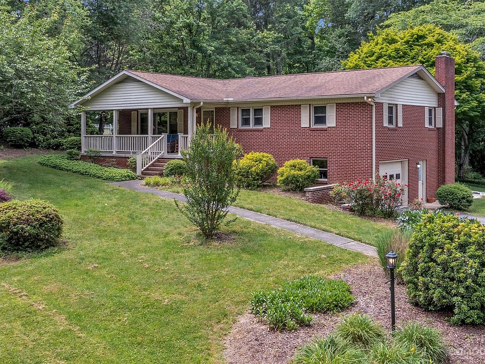 122 Sir Galahad Dr, Hendersonville, NC 28791 Zillow