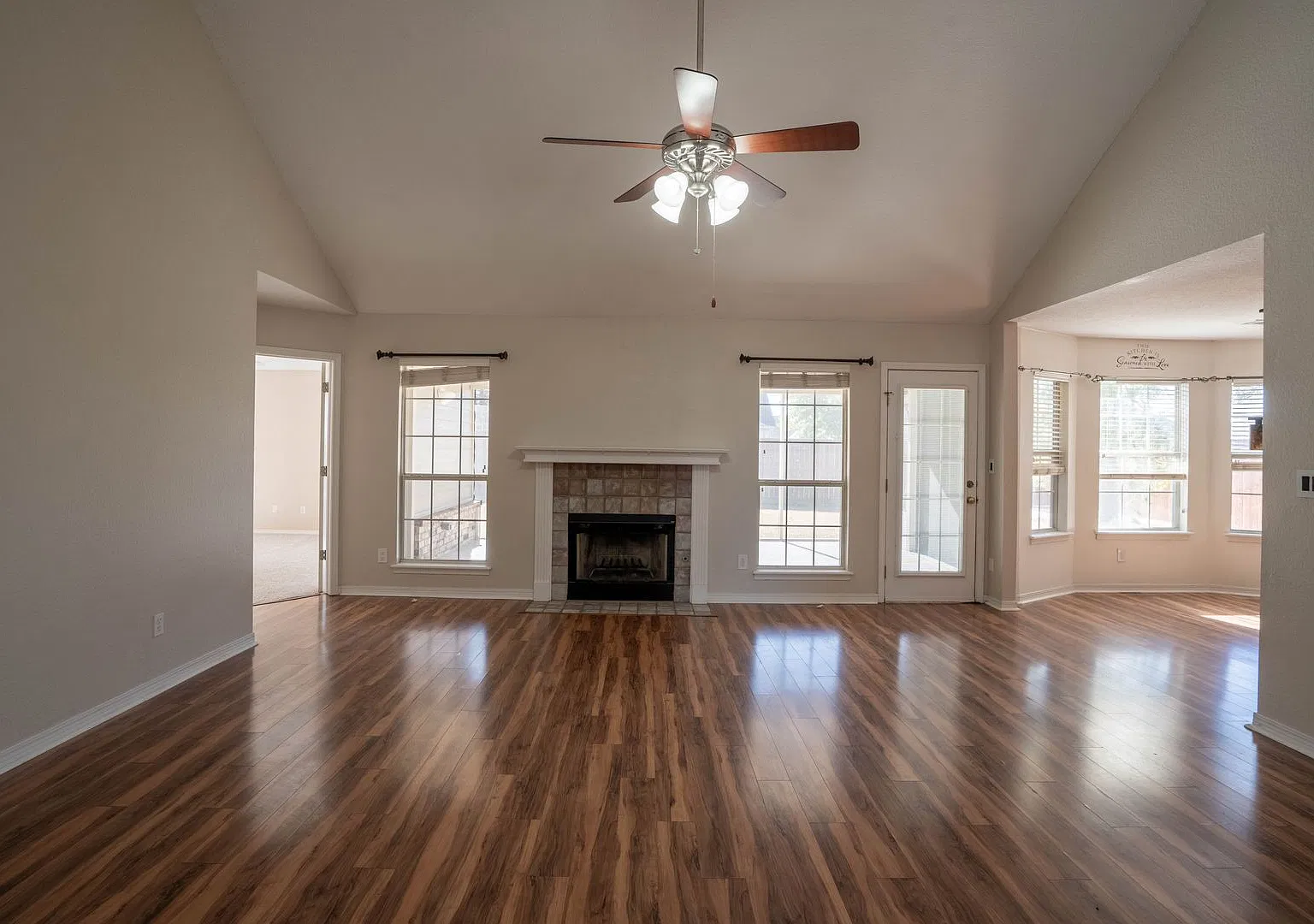 3 bed 2 Bath | Collinsville — Photo 4