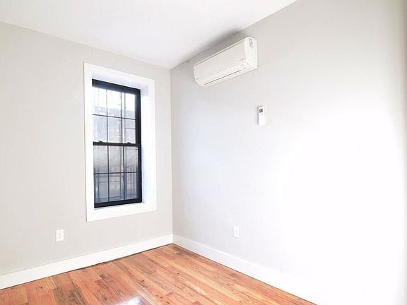 2nd image of 551 39th St #1R
