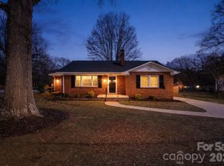 242 White St NW, Concord, NC 28027