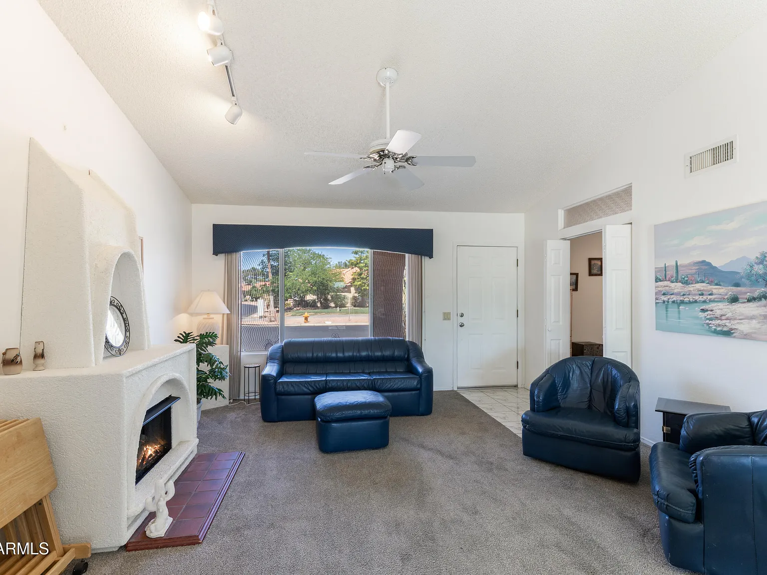 2 bed, 2.0 bath, 1065 sqft, $1,800 — Photo 4