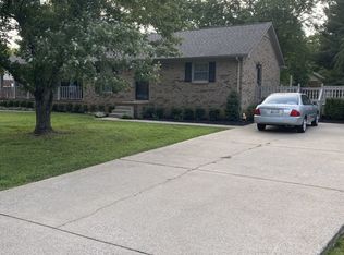 2575 Concord Ct, Murfreesboro, TN 37130