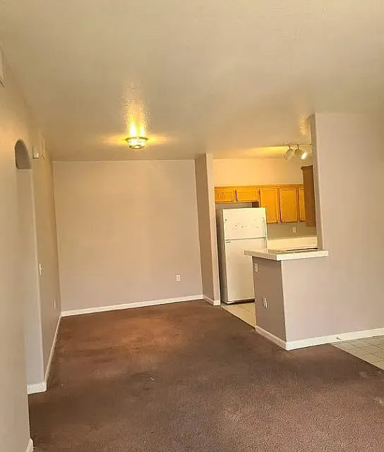 2 bed, 1118 sqft, $1,300 — Photo 2