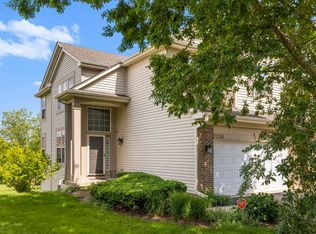 2068 Muirfield Dr, Yorkville, IL 60560