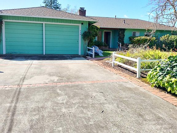 3rd image of 432 Arboleda Dr