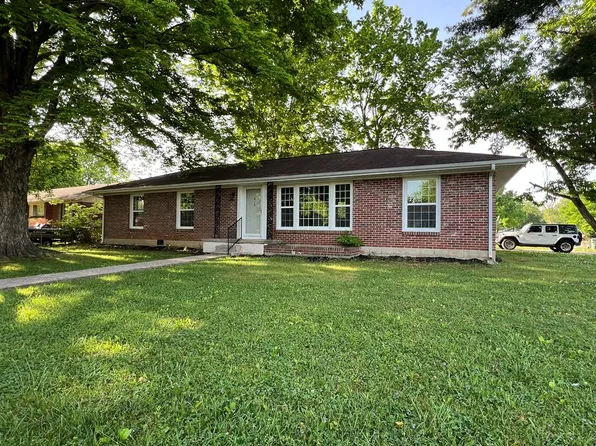 413 Cherilyn Cir, Hopkinsville, KY 42240